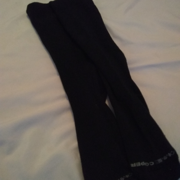 Tommy Copper compression socks - Picture 2 of 2